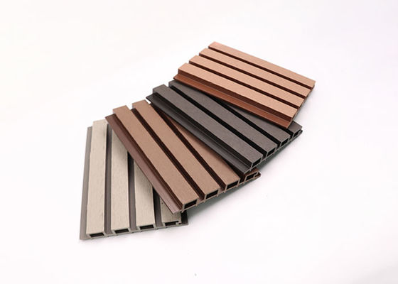 HDPE Buitenwpc Muurcomité Waterdichte WPC Muurbekleding 219x26mm