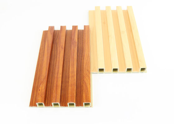 De houten Plastic Samengestelde WPC-Muurcomité Bekleding van de Binnenhuisarchitectuurwpc Muur