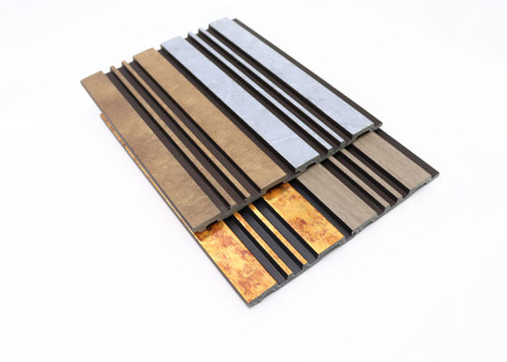 Waterdichte Geluiddichte Gecanneleerde PS Muurcomités Gemakkelijke Installatie Houten Plastic Samenstelling