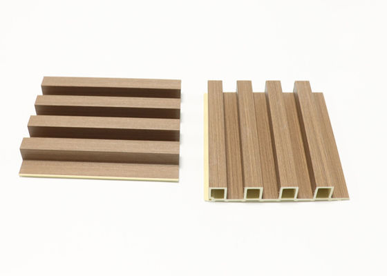 Binnenlands Decoratief Gecanneleerd WPC-Muurcomité Houten Alternatief Gecanneleerd WPC Comité