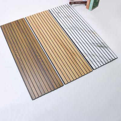 Waterdicht PVC-wandpaneel met fluit PVC-plaat PVC-wandbekleding voor woonkamer slaapkamer PVC-wandpaneel voor commercieel gebruik