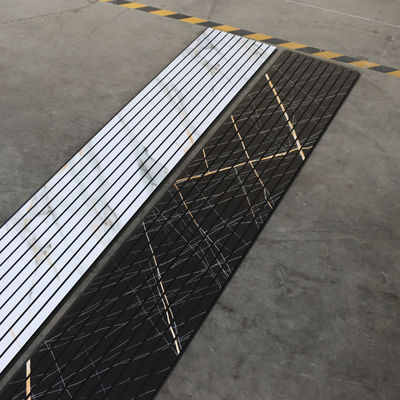 Moderne woningversiering PVC plafondpaneel als wandbord 3D textuur PVC wandpaneel voor woonkamer slaapkamer