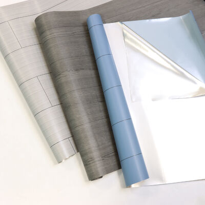 Eenvoudig te installeren en te verwijderen. Vloerdecoratie met weinig onderhoud, bestand tegen water, vervaging en dagelijkse slijtage voor langdurige schoonheid.