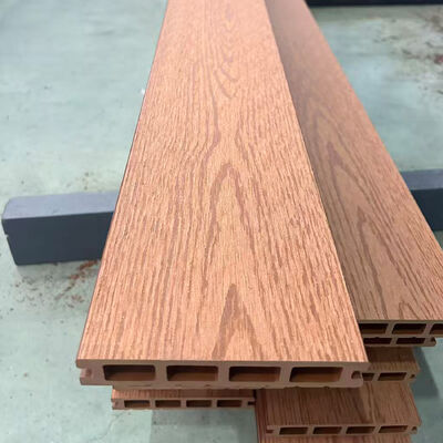 Buiten WPC-wandpaneelsysteem Waterdicht houten kunststofcomposite voor buitenwandbekleding