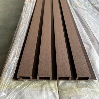 Hoogwaardig WPC-wandpaneel voor buiten, waterdicht hout, kunststofcomposite voor gebouwdecoratie