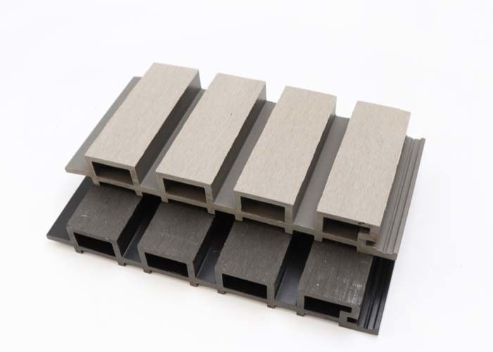 Houten Plastic Samengestelde 26mm Buitenwpc-Muurcomité Openluchtwpc Muurbekleding