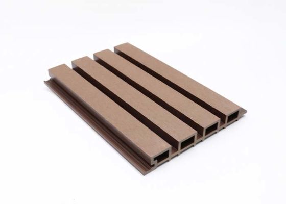 Houten Plastic Samengestelde 26mm Buitenwpc-Muurcomité Openluchtwpc Muurbekleding