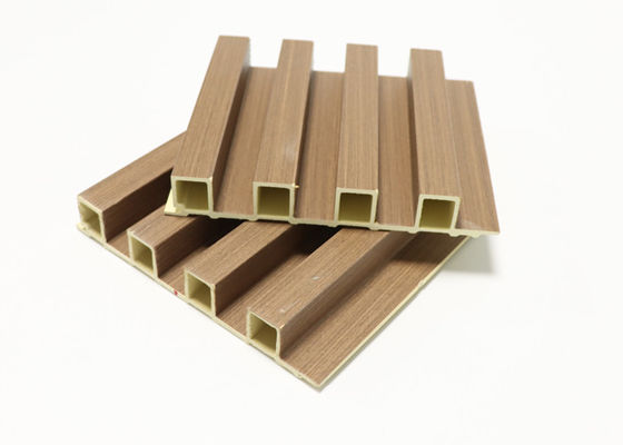 Installeer snel Vuurvaste WPC-Muurcomité Bekleding voor Binnenhuisarchitectuur 192mm x 14mm