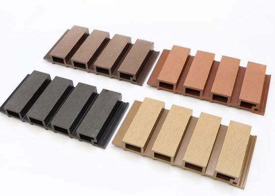 Openlucht Houten Plastic Samengestelde Buiten de Muurcomités van pvc WPC van de Muurbekleding