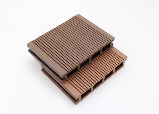 3d In reliëf gemaakte Houten Openlucht Houten Plastic Samengestelde Bevloering van Korrelwpc Decking