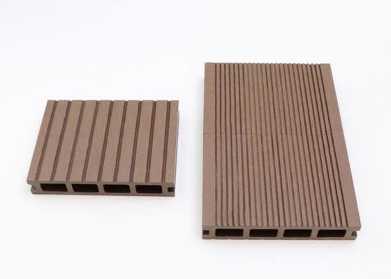 3d In reliëf gemaakte Houten Openlucht Houten Plastic Samengestelde Bevloering van Korrelwpc Decking