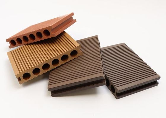 Maak niet Misstap Openluchtwpc Decking Houten Bevloering Plastic Decking waterdicht