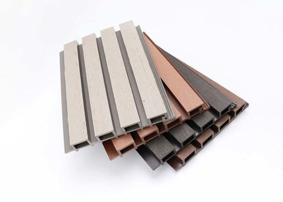 Esay om PS Comité 3D Houten Gecanneleerde PS Muurcomité Buitenkant te installeren