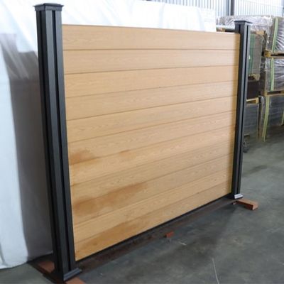 De waterdichte Omheining Rotproof Panels For Outdoor van Wpc Mateiral