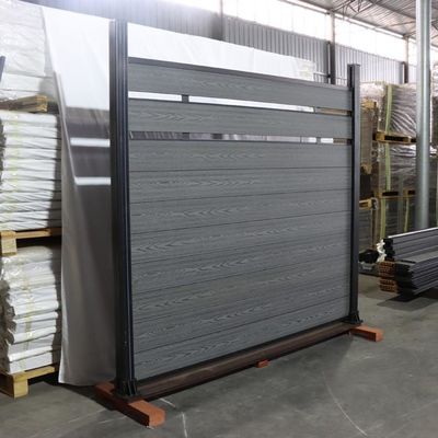 De waterdichte Wpc-Omheining Board Fast Install klikt Systeem voor Openlucht