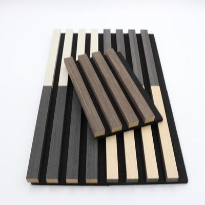 Aangepaste akoestische wandpaneelplaat 100% polyester + MDF met fineer geluidsisolatie