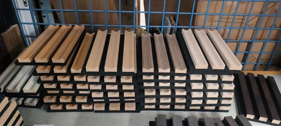 Accoustic Wpc wandpaneel Houten leisteenpaneel voor woningversiering