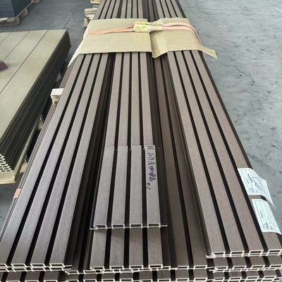 Co-extrusie WPC buitenwandbekleding WPC buitenwandpaneel
