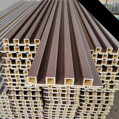 De houten Houten Korrels lamineerden Binnenlands WPC-Muurcomité voor Binnendecoratie