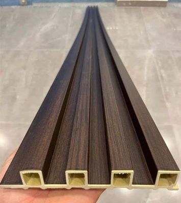 160x24mm Binnenlands WPC Muurcomité