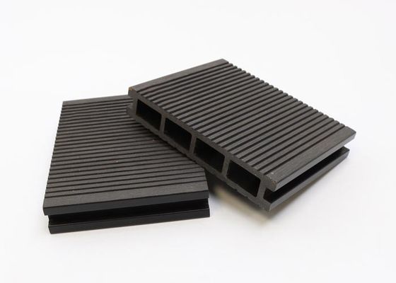 140x25mm van de de Bevloeringstuin van het Huidenkader Gemakkelijke Installatie van Decking de Plastic Houten